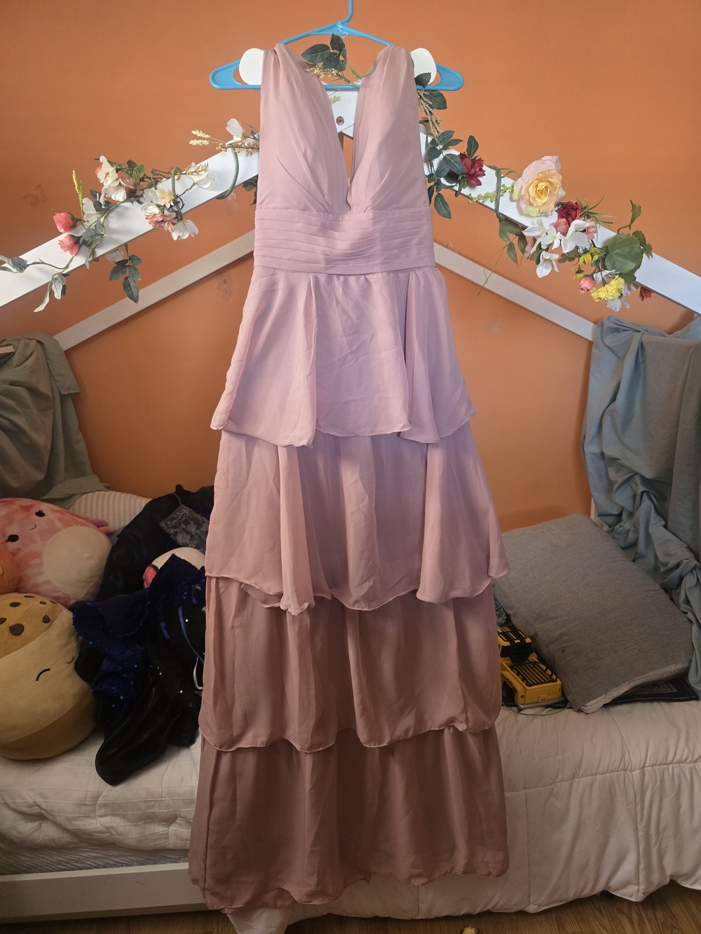 Sleeveless Pink Tiered V-Neck Maxi Dress